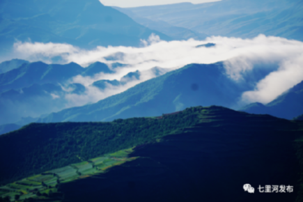 悠悠尖山，空谷风岚生